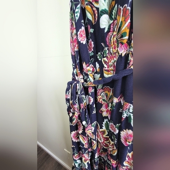 New York & Company Floral Open Back Halter Tie Wrap Dress, Size Medium - Picture 2 of 4